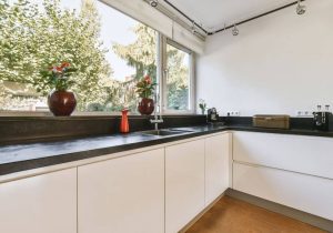 Okno horyzontalne - cena w 2025 roku